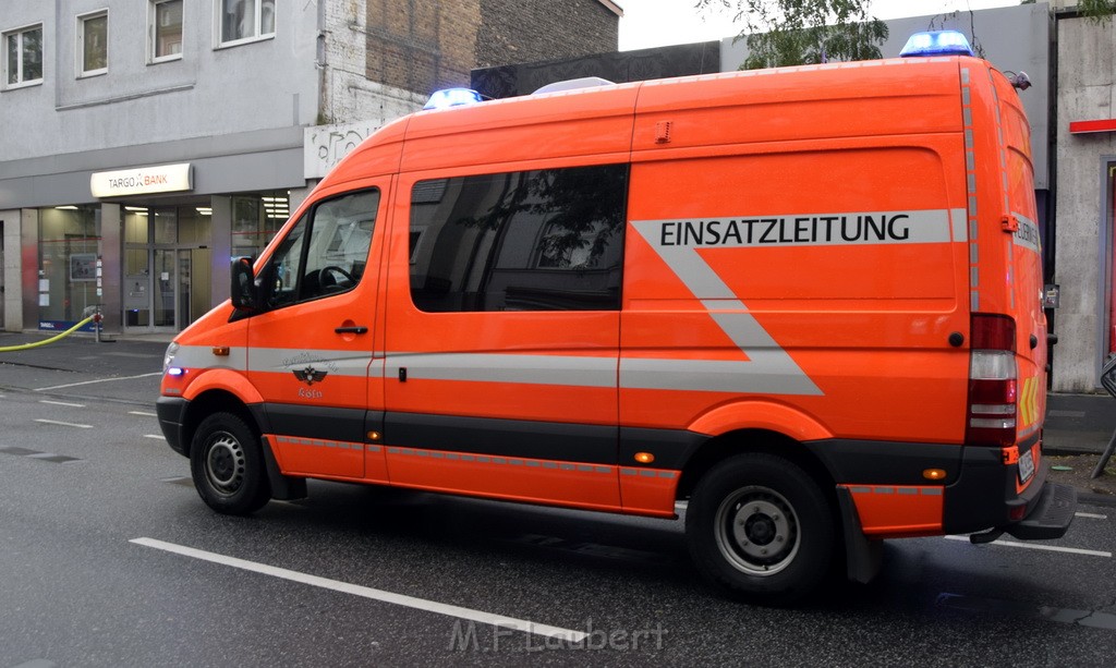 Feuer 2 Koeln Nippes Neusserstr P021.JPG - Miklos Laubert